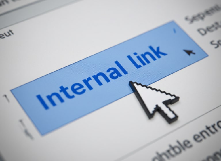 internal link là